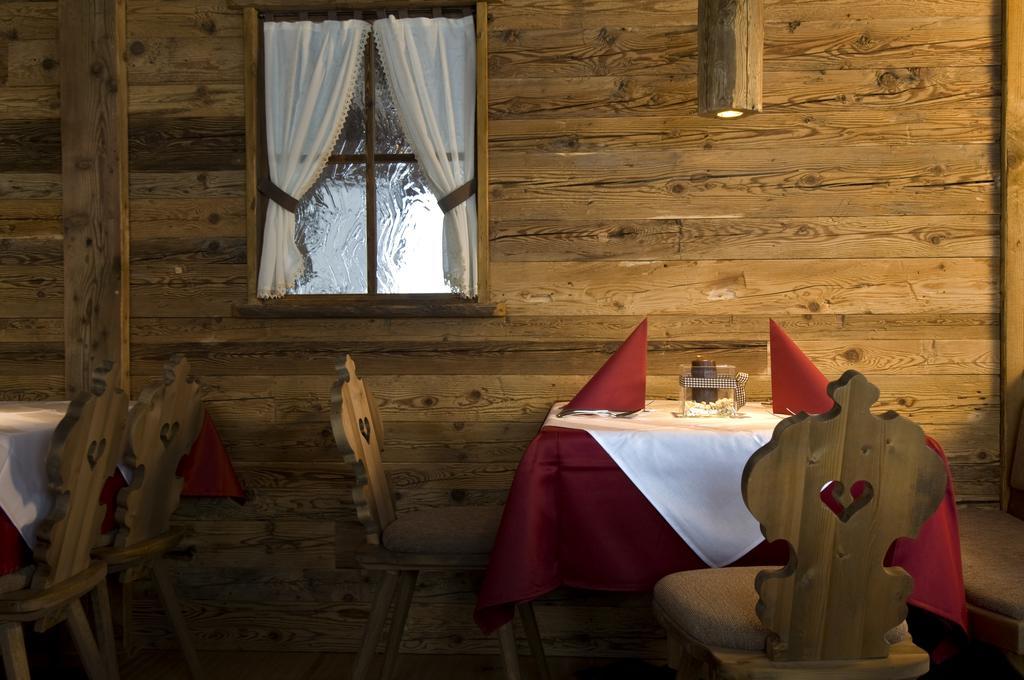 Hotel Piz Seteur Селва ди Вал Гардена Екстериор снимка